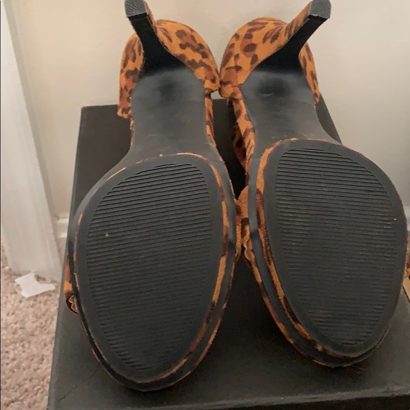 Cheetah Print Heels - Picture 3 of 4